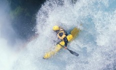 米兰体育app入口-拉什福德一己之力定乾坤，切尔西铁骑踏平奥地利防线