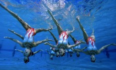 米兰体育官方网站-从卢卡库爆发到澳大利亚启示录，曼联被击溃背后的足球哲学革命