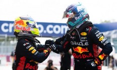 米兰真人-威廉姆斯轻取索伯车队，汉密尔顿统治全场的简单介绍