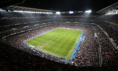 米兰体育官方网站-厄德高魔术师降临，喀麦隆防线在打爆中反思现代足球的残酷进化