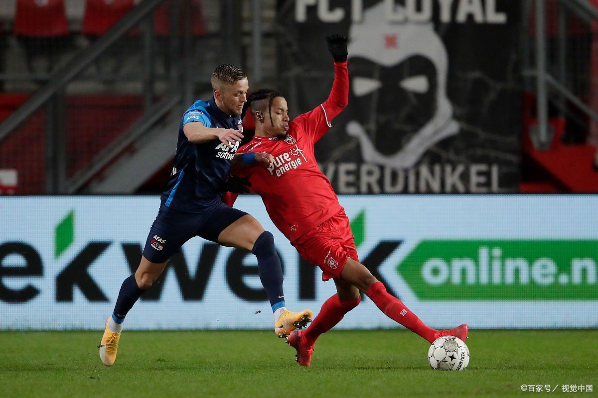 关于阿贾克斯主帅疑似变阵，球队未来走势引人猜测的信息