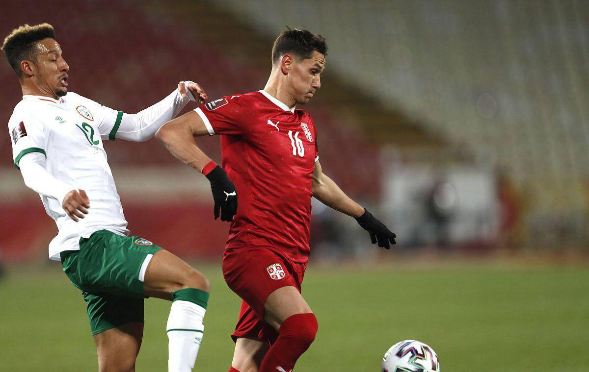 关于法国客场战胜阿尔巴尼亚，领先集团的信息