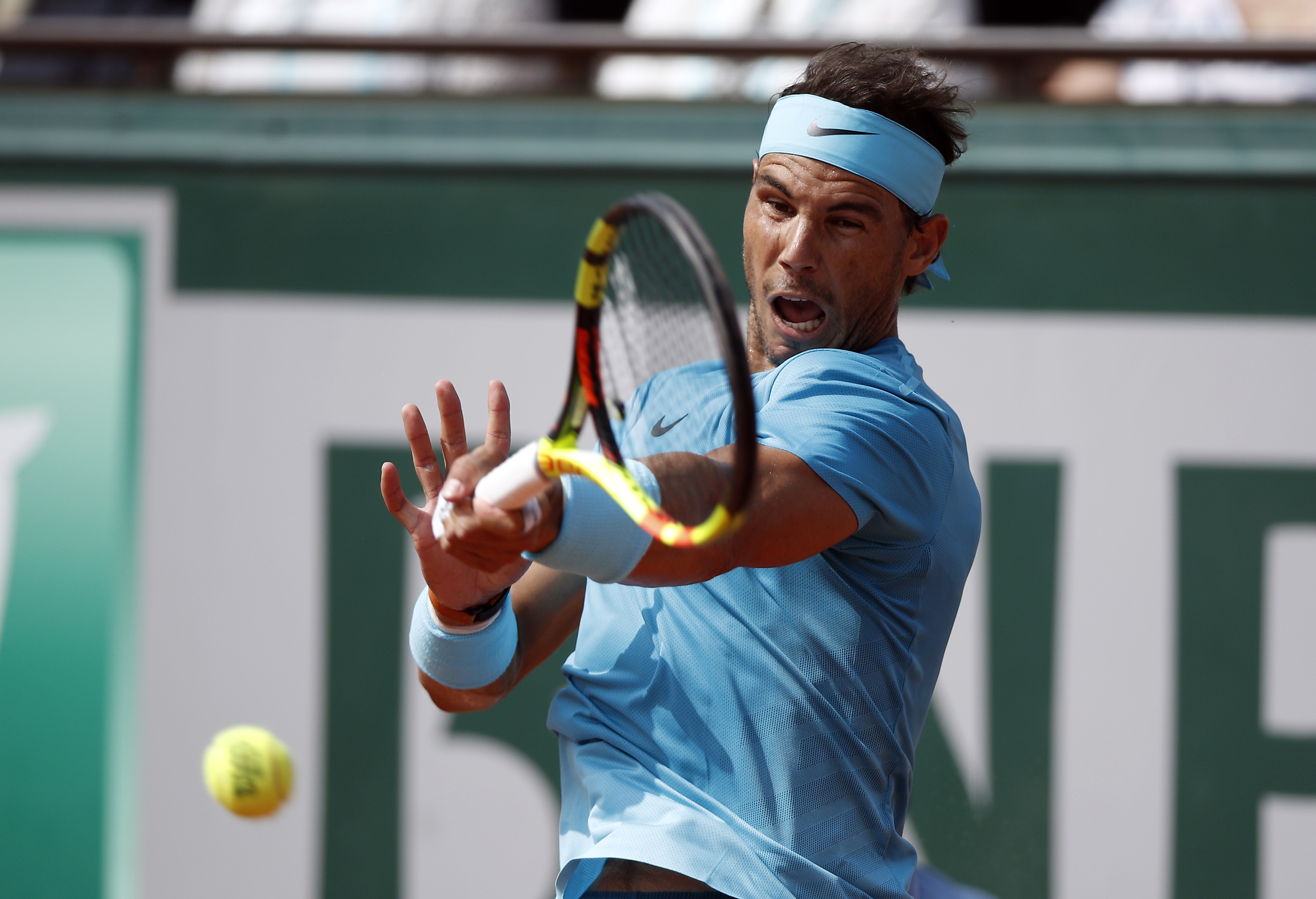 欧洲网球队绝杀法国网球队，纳达尔完成帽子戏法的简单介绍