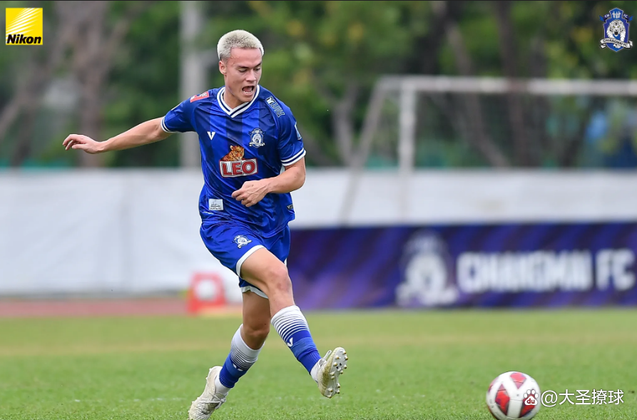 包含立陶宛球员在比赛中连续进球的词条